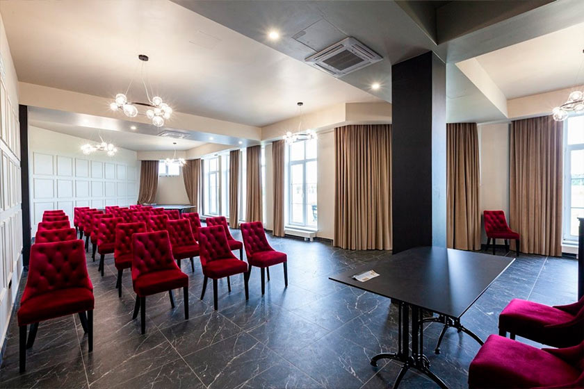 Зал «Бёрди»